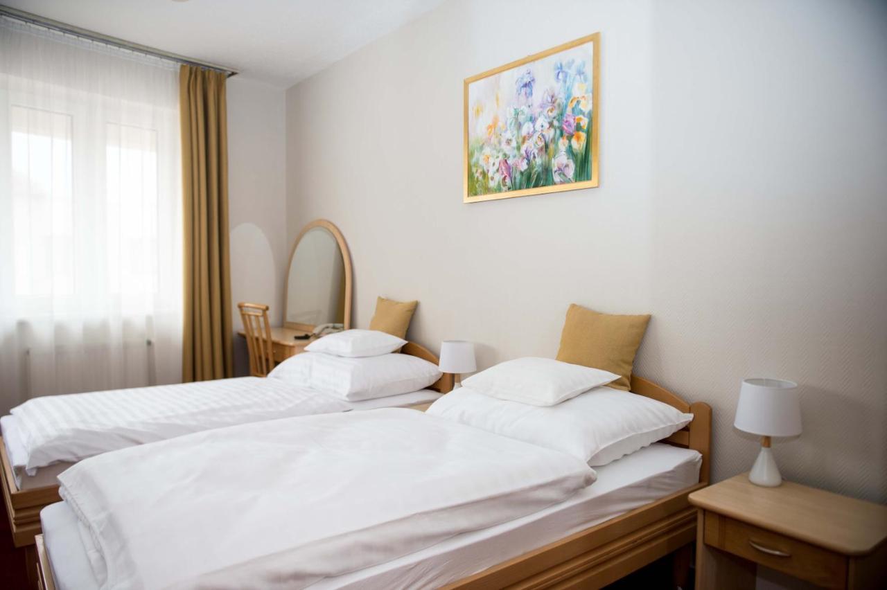 Hozam Wellness Es Apartman Сольнок Екстер'єр фото