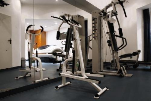 Hozam Wellness Es Apartman Сольнок Екстер'єр фото